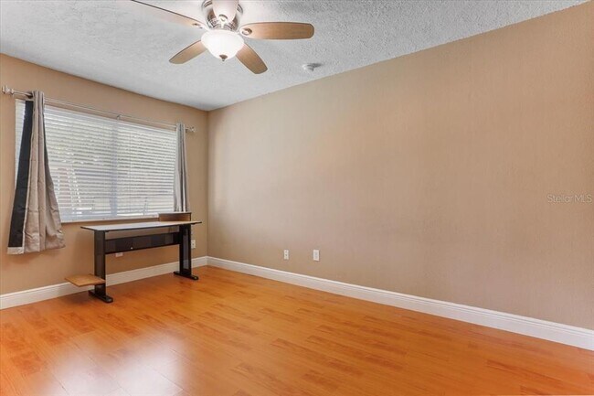 Building Photo - 1700 SW 16th Ct