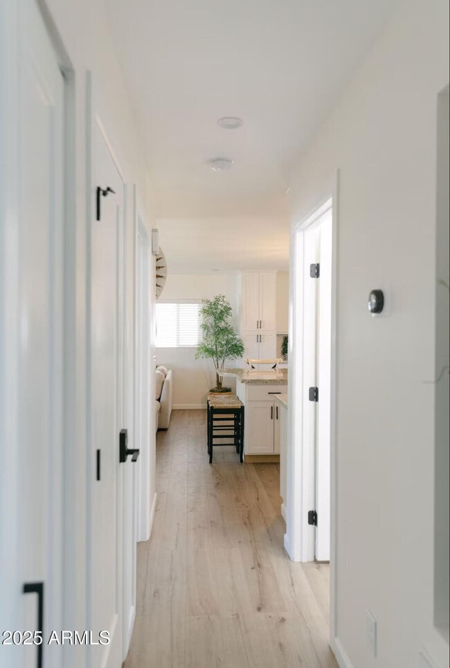 Building Photo - 7715 E Avalon Dr