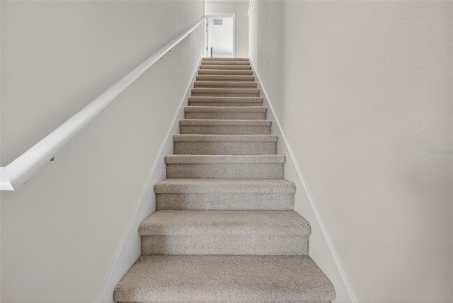 Building Photo - 1323 Priory Cir