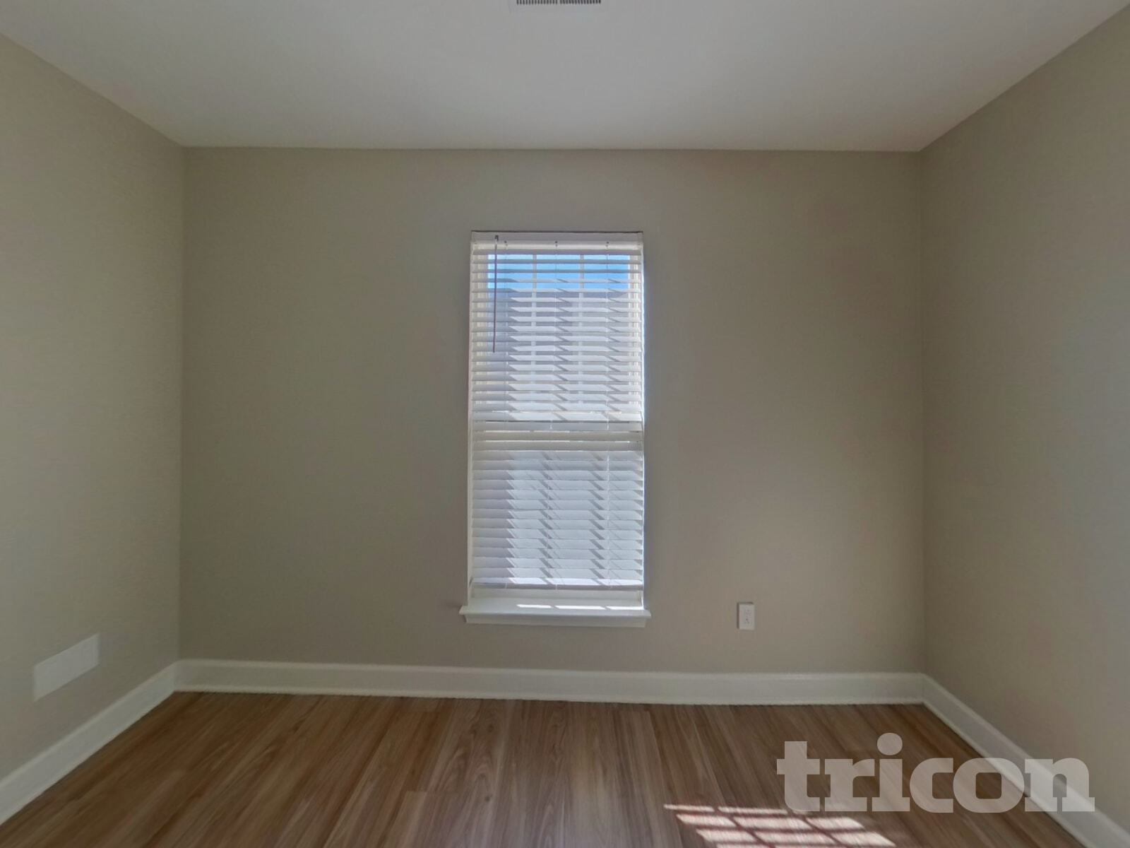 Building Photo - 124 Bathurst Ln