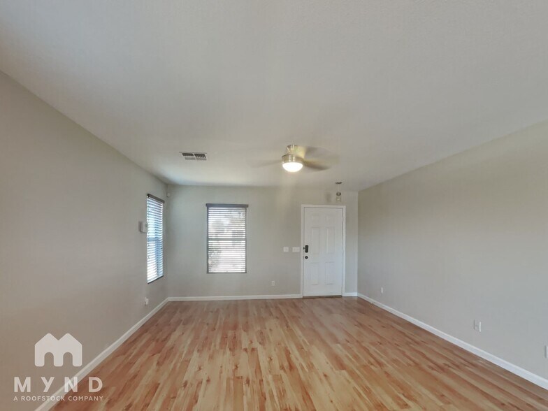 Building Photo - 669 W Silver Reef Ct