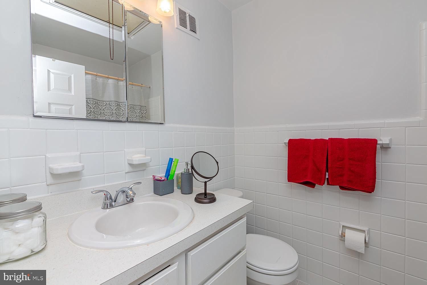 Building Photo - 3518 Rhoads Ave