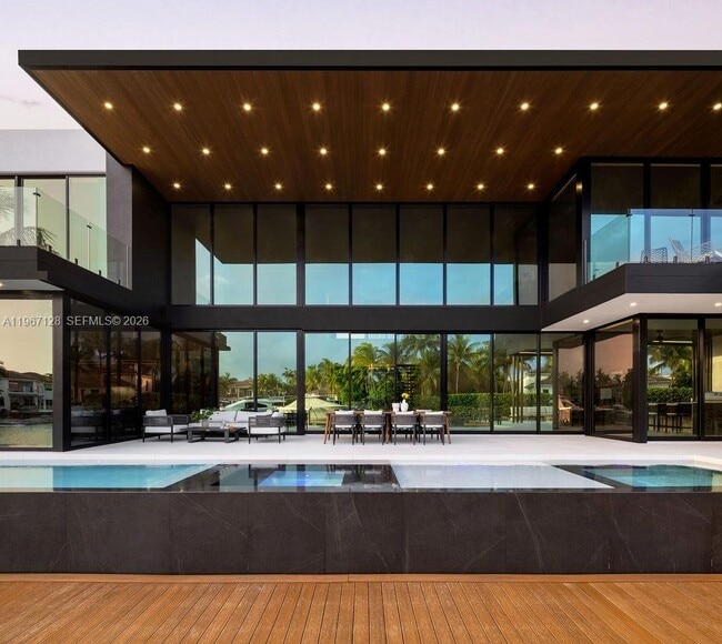 Building Photo - 1102 Washington St