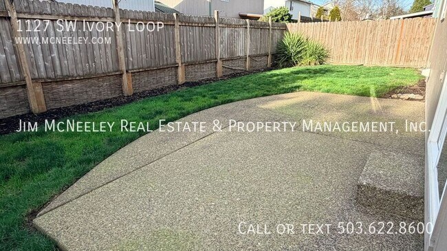 Building Photo - 1127 SW Ivory Loop