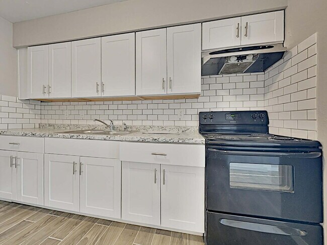 Building Photo - Modern Comfort in Mesa – 2-Bedroom with Ya...
