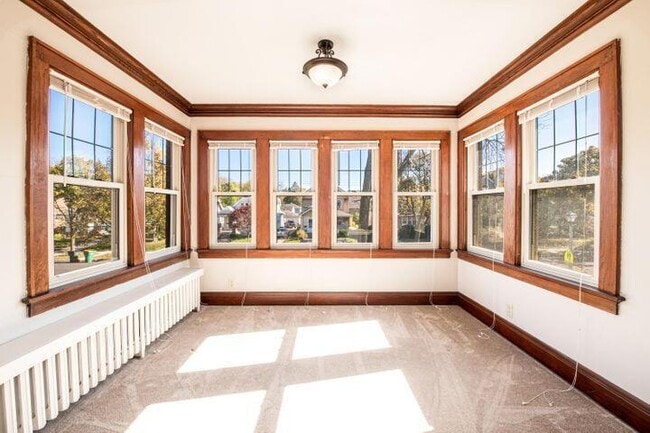 Building Photo - 4217 N Newhall St