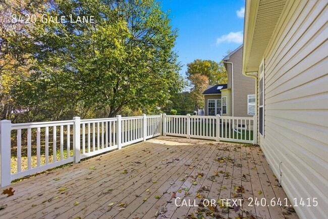 Building Photo - 8420 Gale Ln