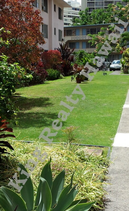Building Photo - ***CLEAN & UPGRADED 1 bedroom / 1 bath ,EX...