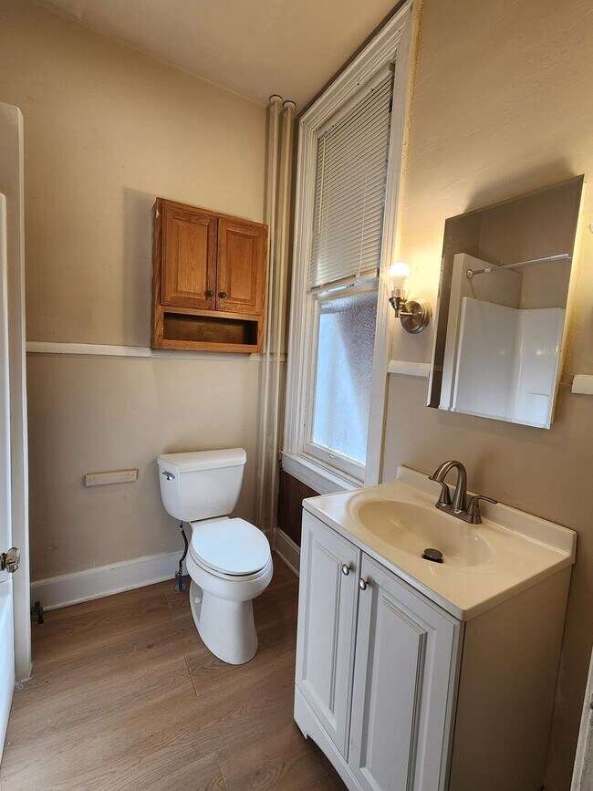 Building Photo - 330 W Philadelphia St