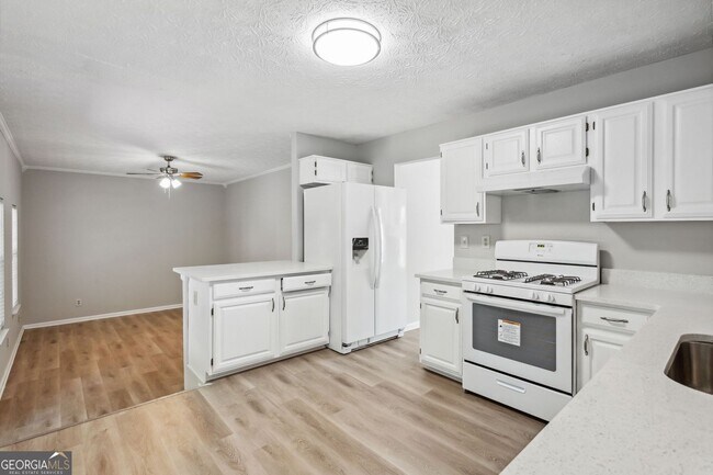 Building Photo - 525 Abbotts Hill Ln