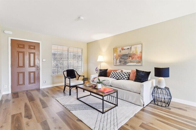 Building Photo - 7801 Shoal Creek Blvd