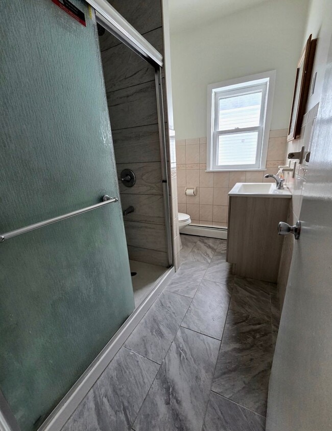 Building Photo - 1122-1124 Seventh Ave