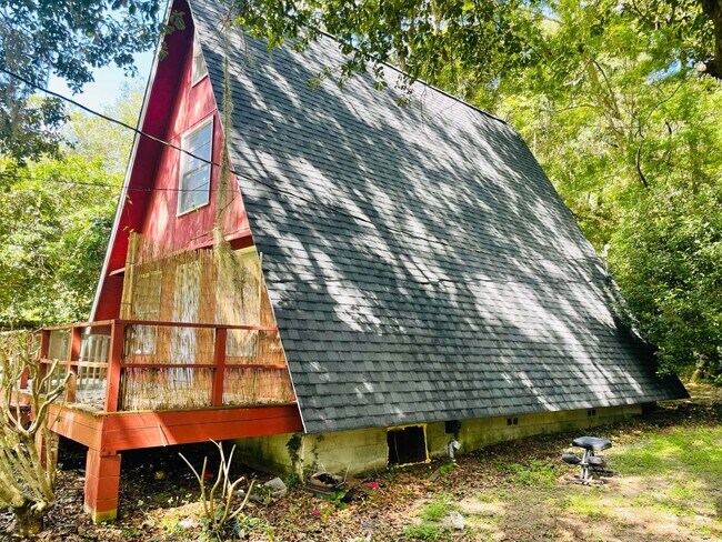 Building Photo - 3679 Doris Dr