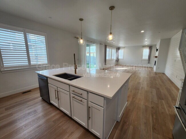 Building Photo - 12930 Galapago St