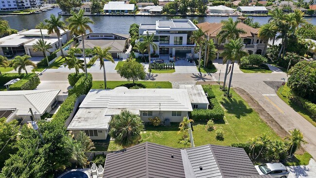 Building Photo - 4454 W Tradewinds Ave