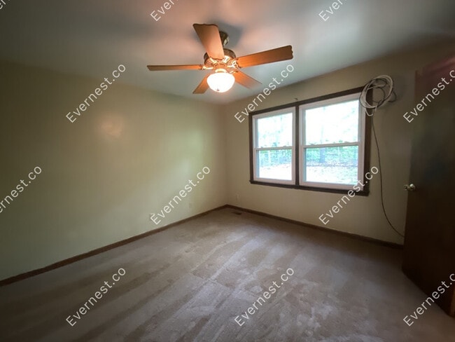 Building Photo - 13408 Wilderness Park Dr
