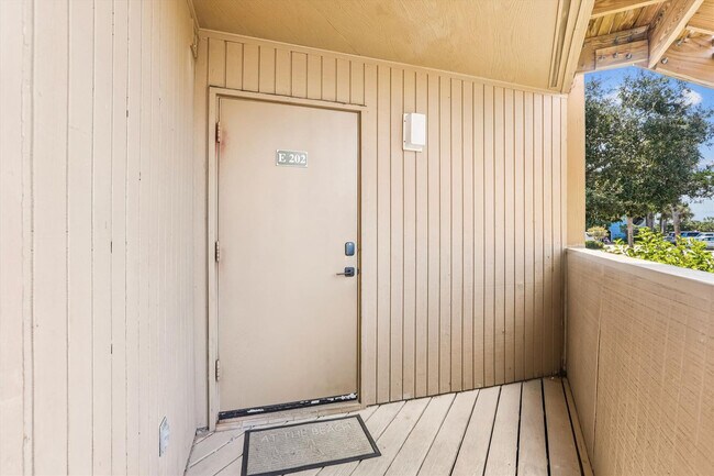 Building Photo - 170 Ocean Hibiscus Dr