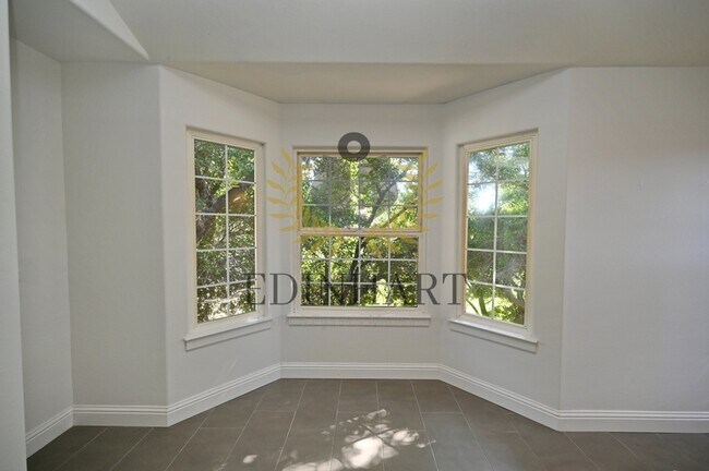 Building Photo - 21678 Eastmere Ln