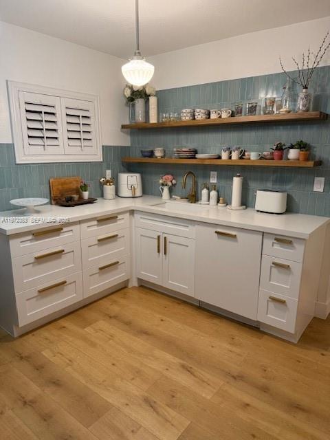 Building Photo - 1300 Lincoln Rd