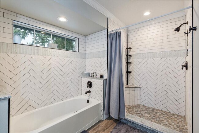 Building Photo - 2766 Buckhorn Oaks Dr