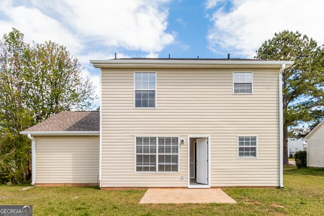 Building Photo - 9403 Highland Ridge