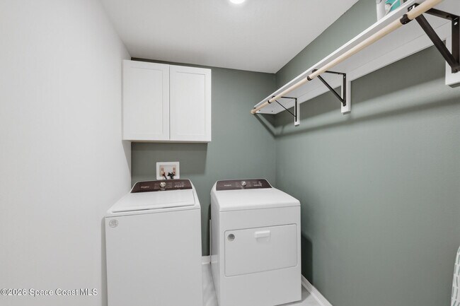 Building Photo - 2646 San Filippo Dr SE