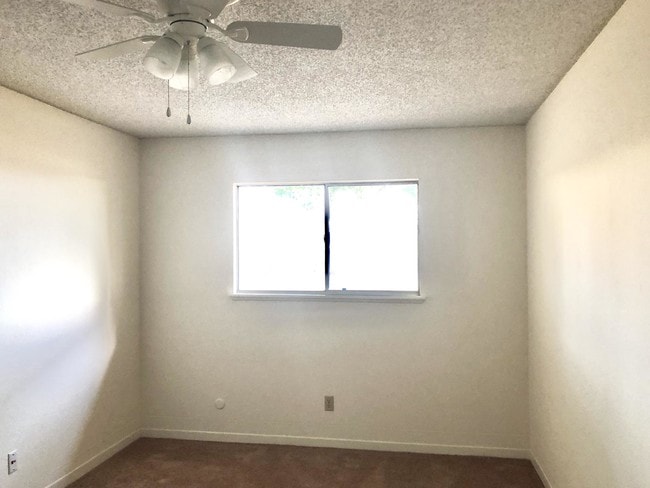 Building Photo - 7136 Orizaba Ave