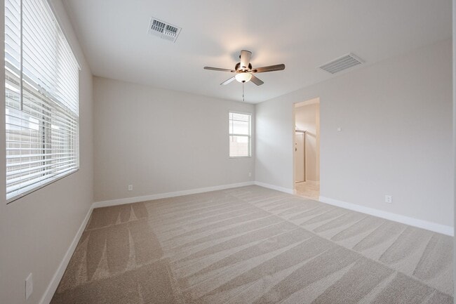 Building Photo - 4 Bedroom in Asante Community