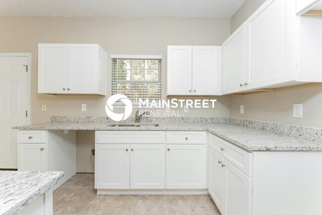 Building Photo - 2055 Harvest Cir
