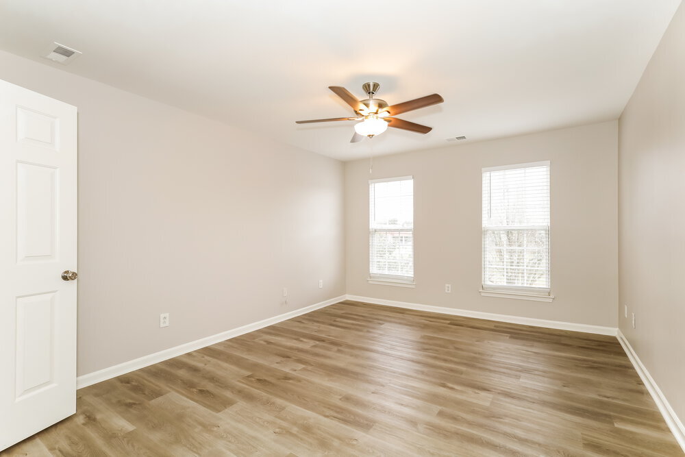 Building Photo - 12827 Winget Rd