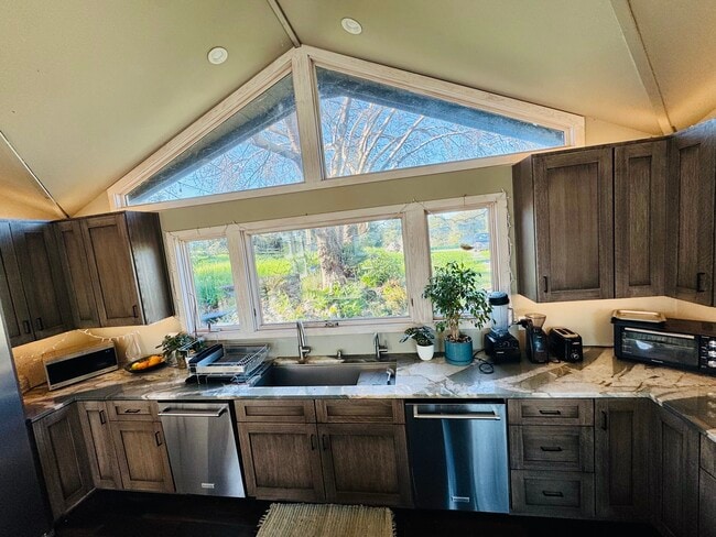 Building Photo - 7605 Atkinson Rd