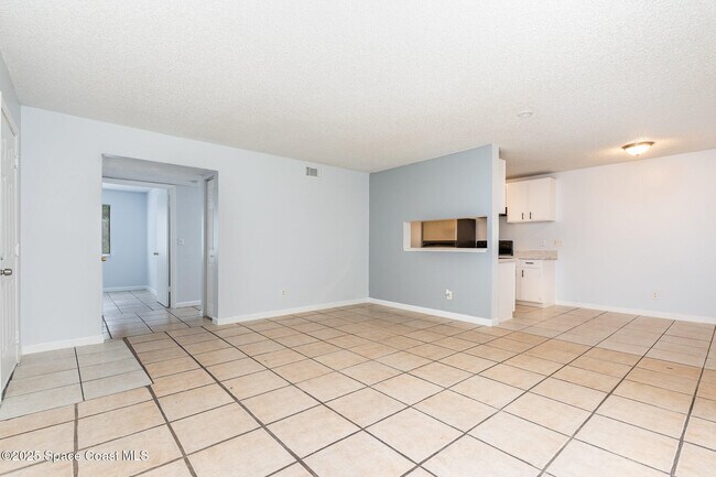Building Photo - 2181 Agora Cir SE