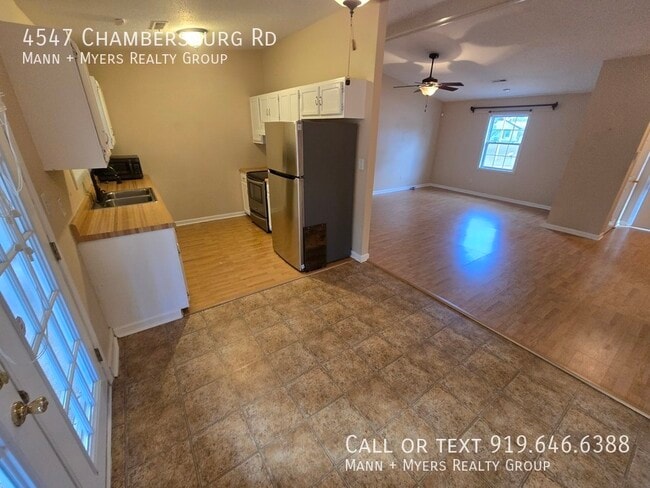 Building Photo - 4547 Chambersburg Rd