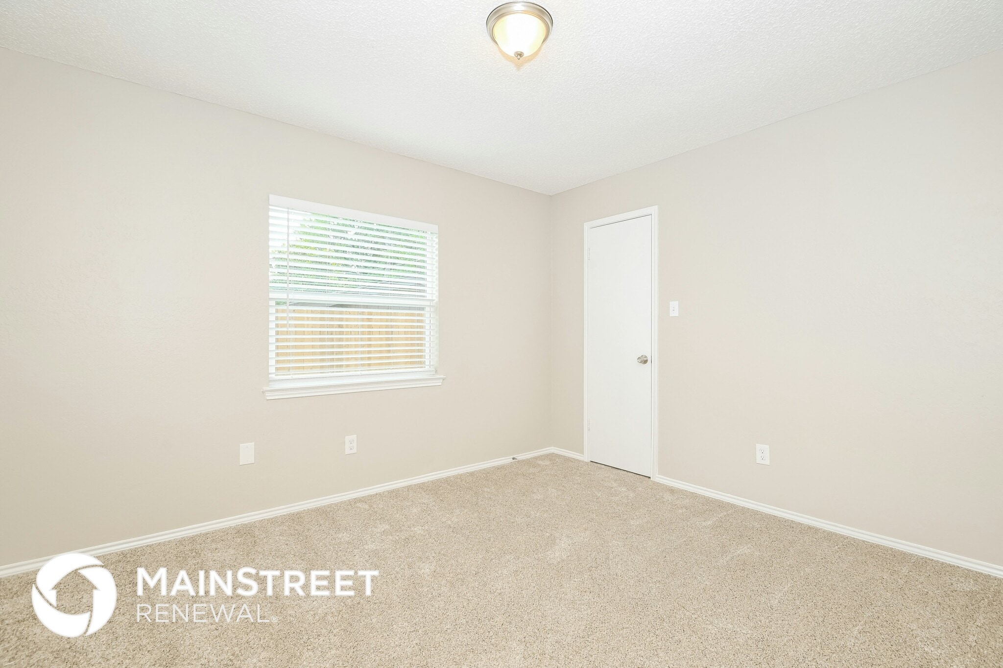 Building Photo - 1905 Dartmouth Ct