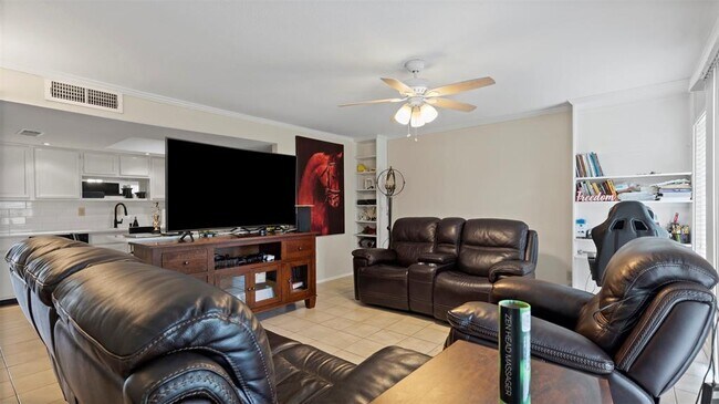 Building Photo - 14777 Wunderlich Dr