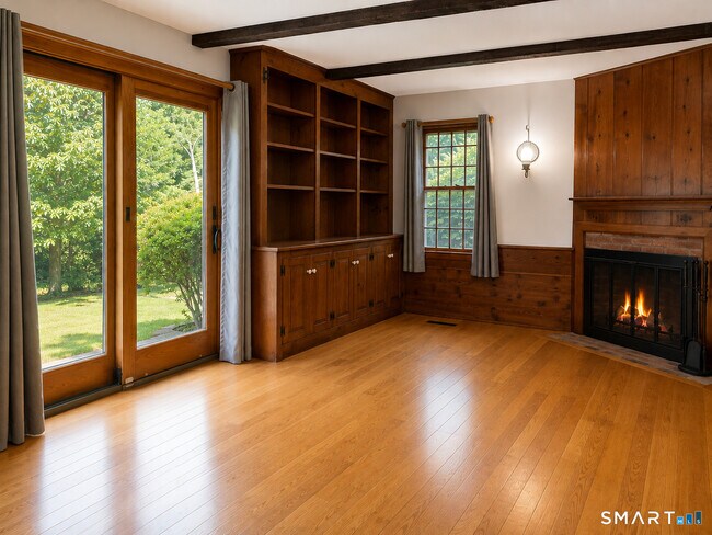 Building Photo - 9 Bobolink Ln
