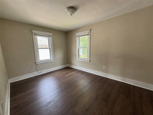 Building Photo - 61 Ackley Ave