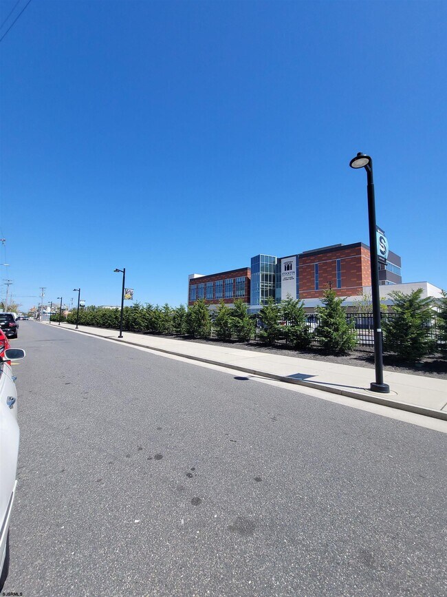 Building Photo - 3801 Atlantic Ave