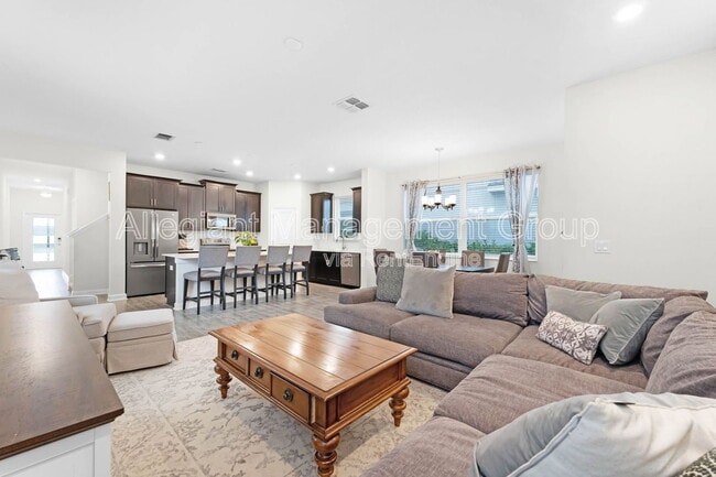 Building Photo - 12128 Illustration Dr