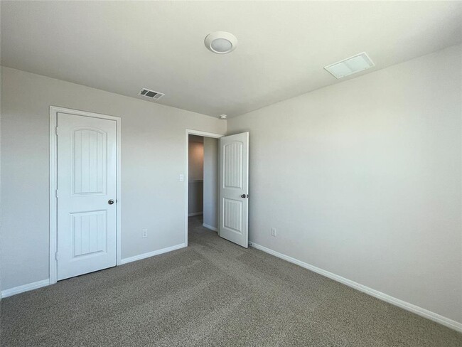 Building Photo - 156 Alamo Vine Ct