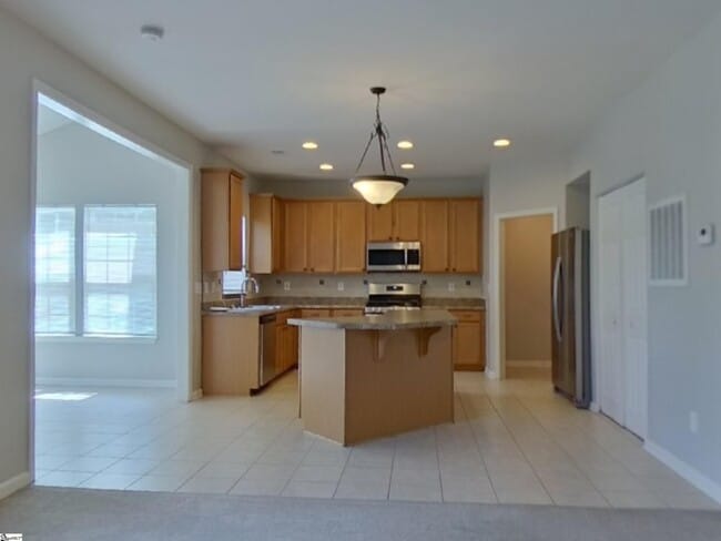 Building Photo - 1 Ridgeleigh Way