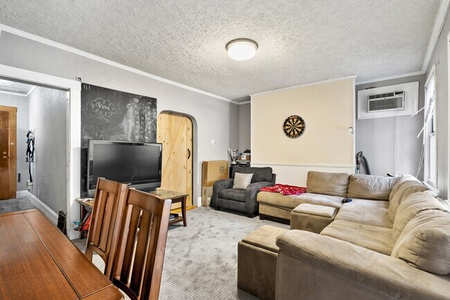 Primary Photo - 7 Grimes St