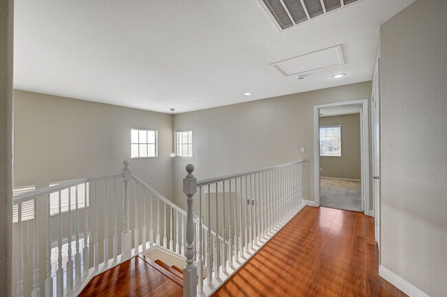 Building Photo - 1005 Prestige Meadows Pl