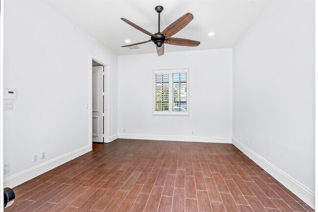 Building Photo - 17550 Circle Pond Ct