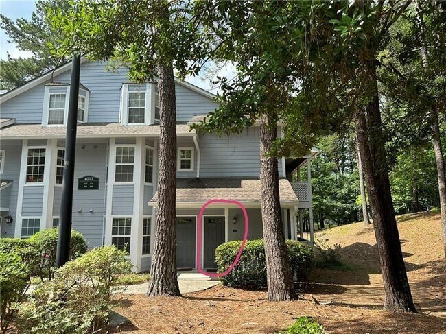 Primary Photo - 4001 Riverlook Pkwy SE