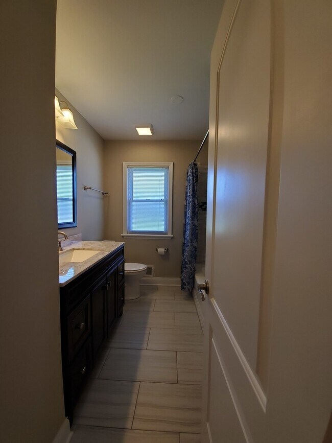 Building Photo - 708 N Wille St