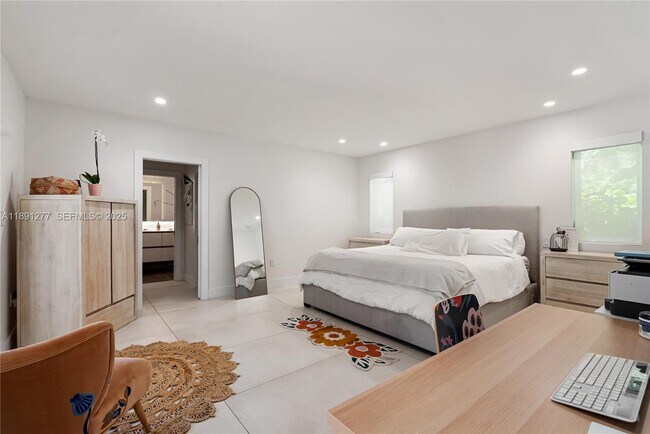 Building Photo - 7705 SW 171st Terrace