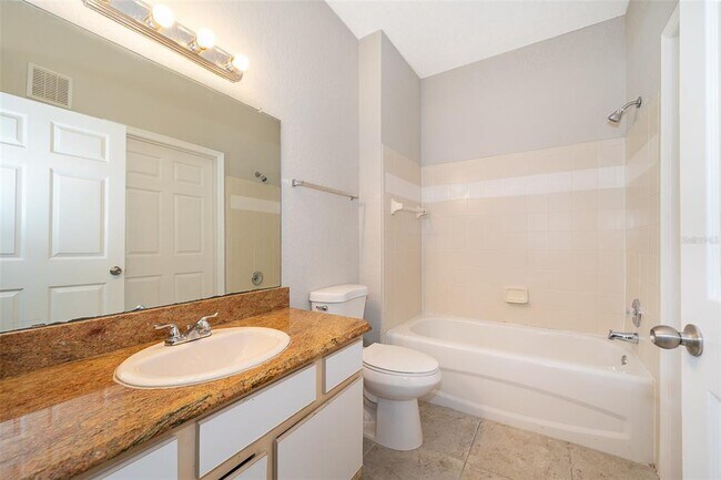Building Photo - 5953 Westgate Dr