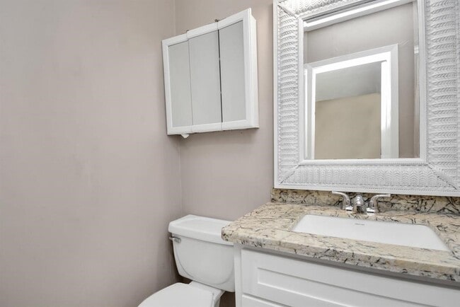 Building Photo - 12207 Flushing Meadows Dr