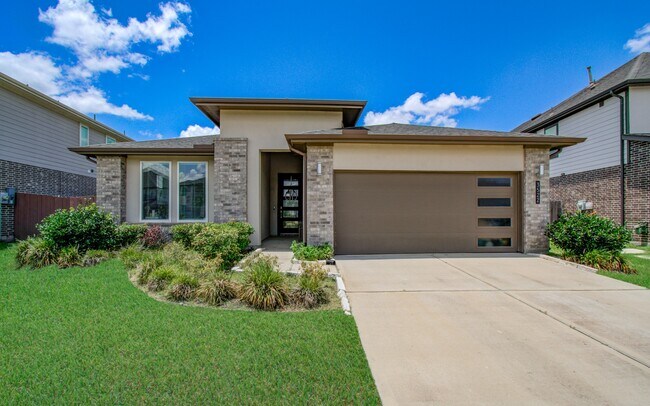 Building Photo - 3522 Gore Creek Dr